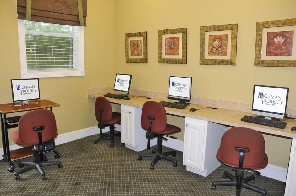 Photo Gallery Meridian Pointe Apartments